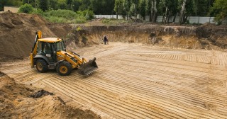 Разработка котлована Светлоград, цена от 305 руб./м3.