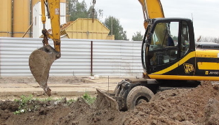 Выкопать яму экскаватором в Светлограде от 915 руб. - 2Землекопа-Свт